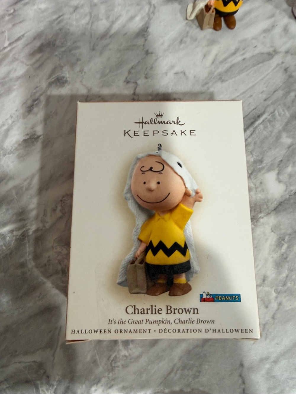 Hallmark Keepsake Peanuts Halloween Ornaments 2006 Charlie Brown & Lucy w/ Boxes - Picture 2 of 10